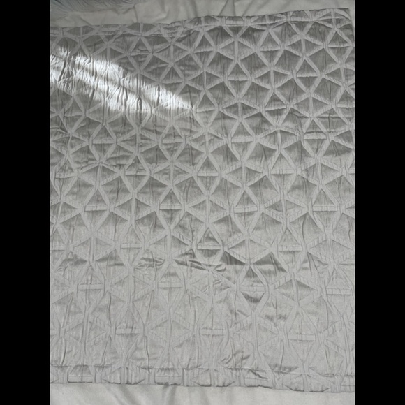 NEW Hotel Collection Interlattice Quilted (1) Euro - Picture 3 of 10